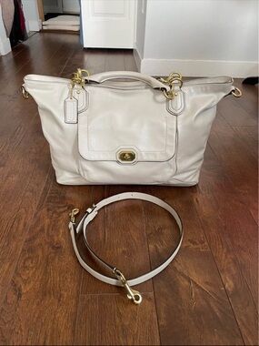 Coach Vintage Leather Turnlock Crossbody Shoulder Bag Purse Satchel Carry On